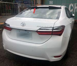 Спойлер на заднее стекло Duck Style для Toyota Corolla 2014-